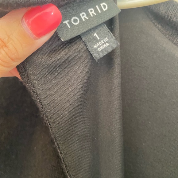 Torrid Black Short Sleeve Dress - Picture 4 of 6